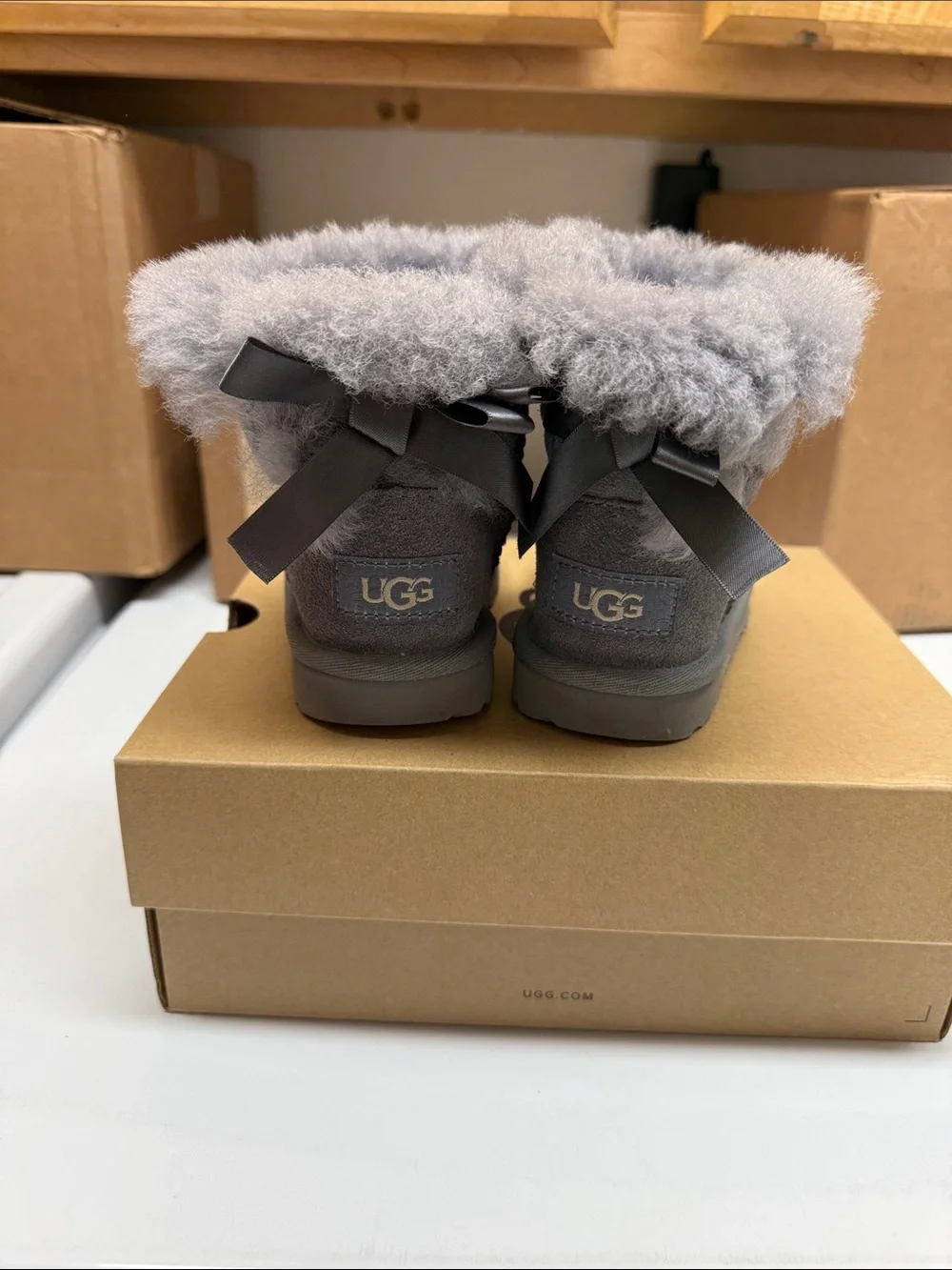 UGG Kids Mini Bailey Bow II Boot - Light Gray